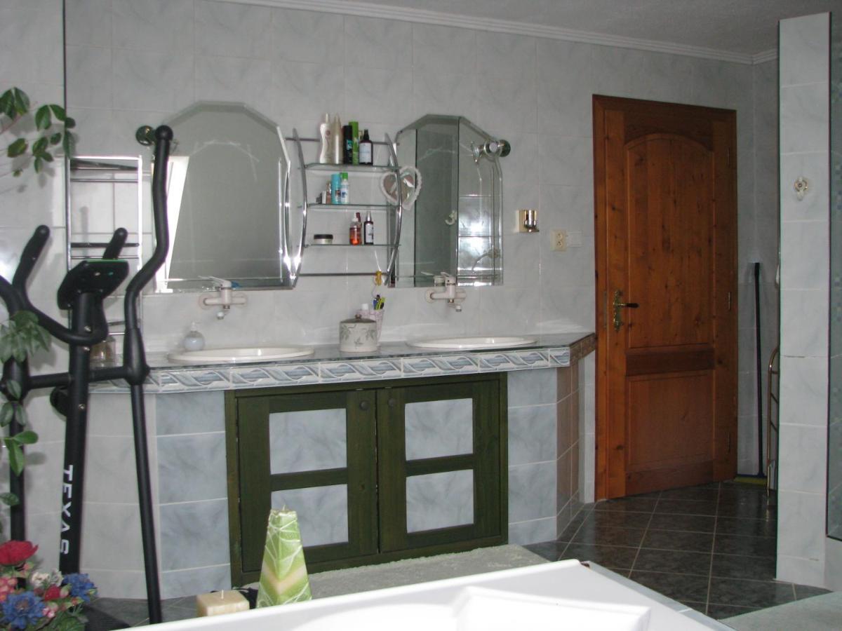 Appartamento Penzion PIANO Liptovský Mikuláš Esterno foto