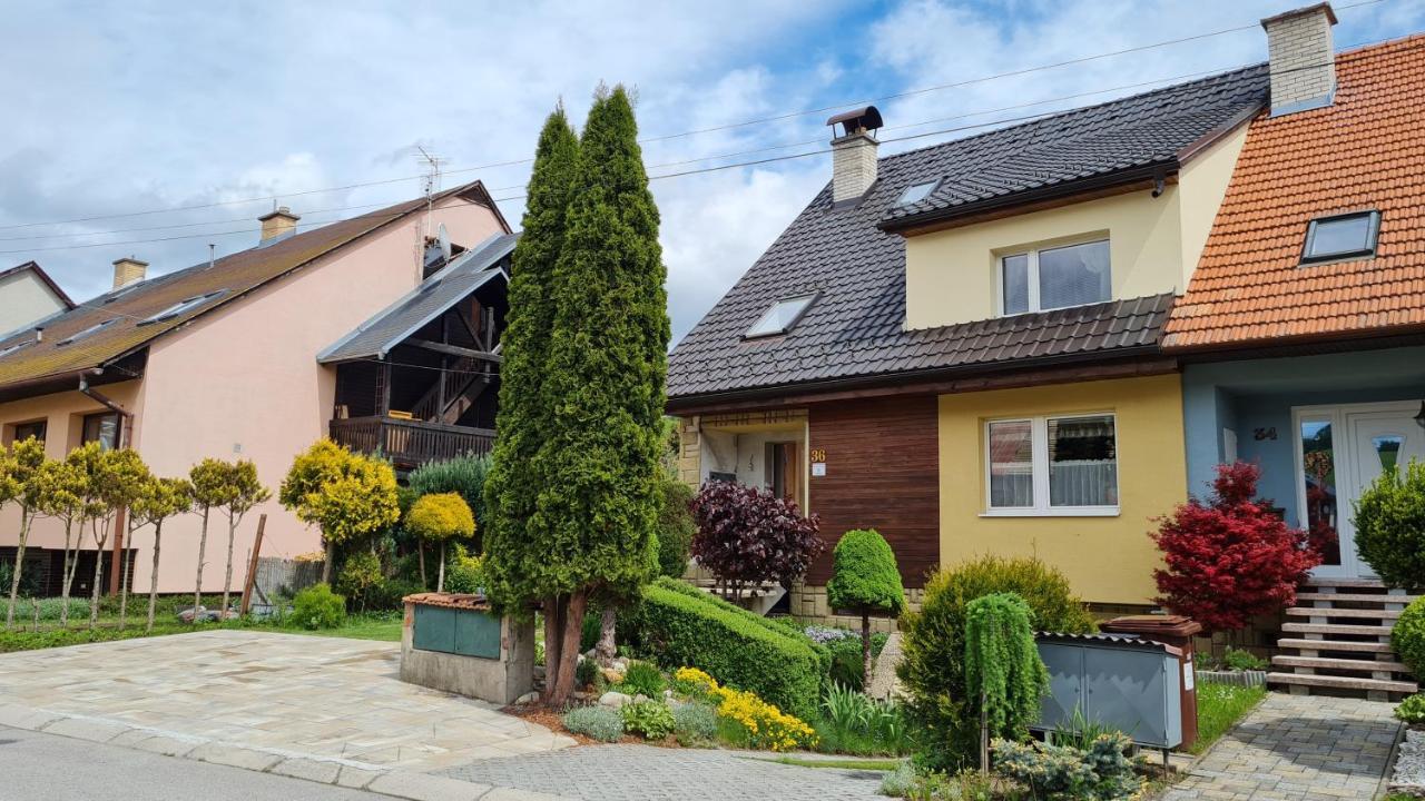 Appartamento Penzion PIANO Liptovský Mikuláš Esterno foto