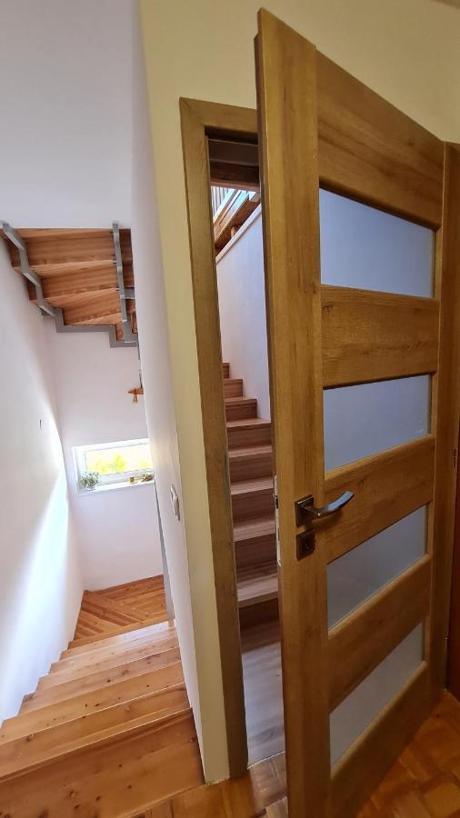 Appartamento Penzion PIANO Liptovský Mikuláš Esterno foto