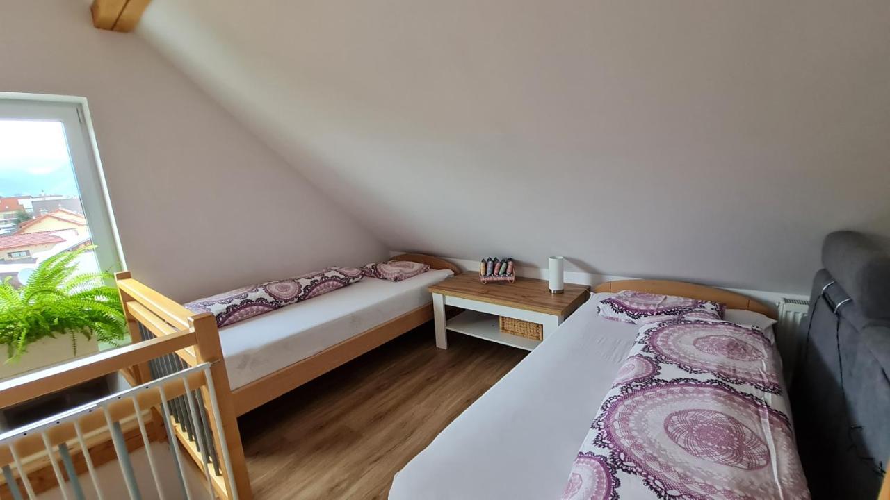 Appartamento Penzion PIANO Liptovský Mikuláš Esterno foto