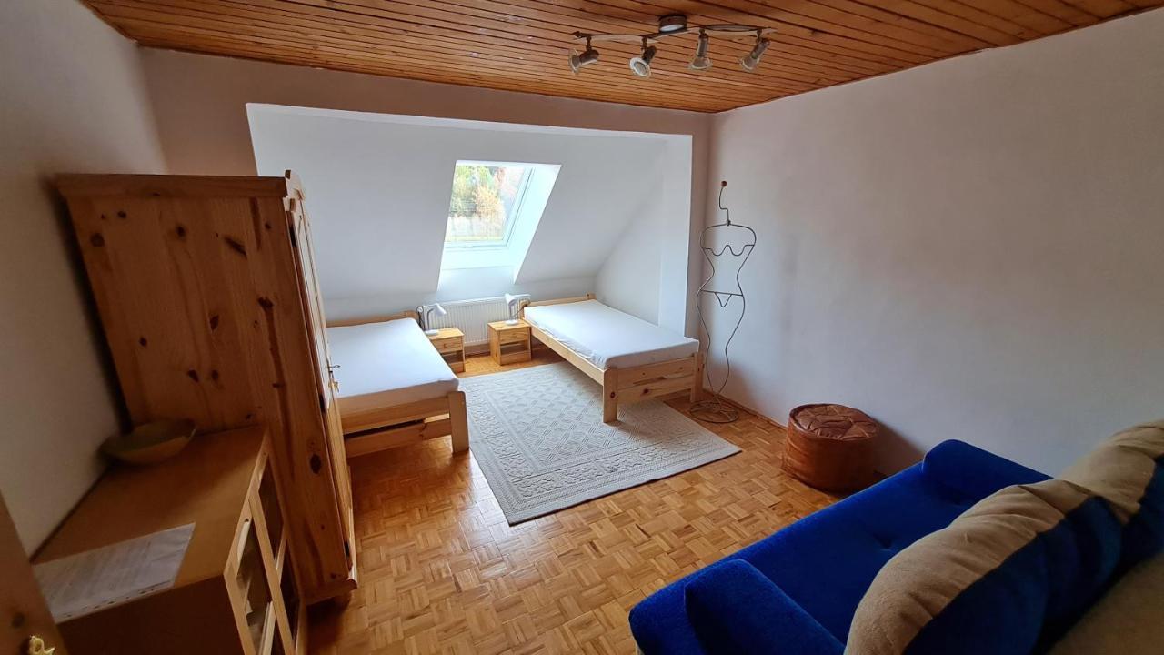 Appartamento Penzion PIANO Liptovský Mikuláš Esterno foto